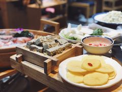 -吃城都·鱼蛙火锅(西玉龙街店)