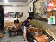 大堂-邓氏兔头