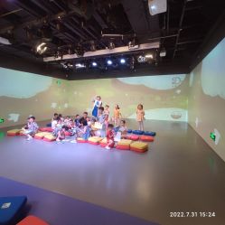 -小鸡哆哆故事屋·儿童乐园(嘉里城店)