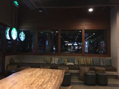 大堂-星巴克(呼和浩特民族商场店)