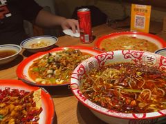 -泥糊破店小酒馆·团建聚餐(南京西路店)