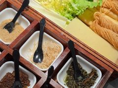 -五谷丰登农家院·地道胶东菜·海鲜烧烤(威海店)