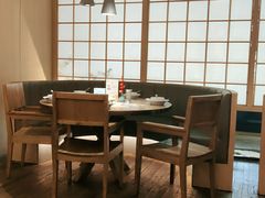 -蜜桃餐厅·伴山(湖滨商业街店)