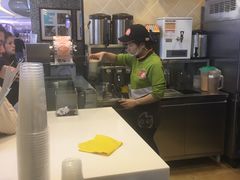 -CoCo都可(湖滨银泰店B区店)