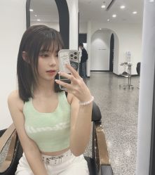 -SWANK SALON