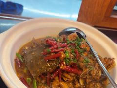 -霄汉牛三鲜湖北砂锅菜(万松园2店)