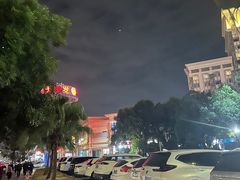 -江门新会碧桂园凤悦凤凰酒店(万达广场店)