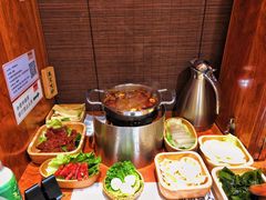 -独食火锅·半米屋台(直营总店)
