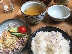 -自由之丘