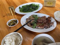 -乌文新澄海卤鹅店