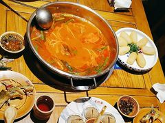 -快活林酸汤鱼鲜品火锅店(甲秀楼店)