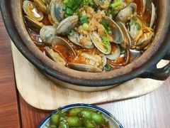 -何妹湿辣牛肉·粤式烧烤砂煲(桂雅路店)