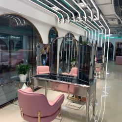 -BULB STUDIO 巴柏明星发型工作室