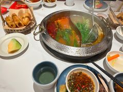 -左庭右院鲜牛肉火锅(七宝领展广场店)