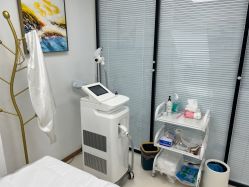 -薇兰专业脱毛连锁机构