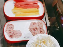 -醉董牛川派鲜肉自选火锅(烟台店)