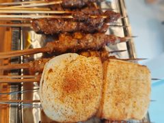 -烤满分·东北烧烤(首经贸店)