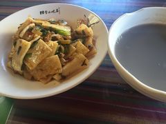 -88号小吃店·经典云南菜·地道纳西美食