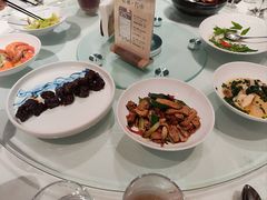-滩外滩·本帮江浙菜(新天地店)