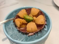 生吃海胆-海味当家·蒸锅海鲜(中山广场创始店)
