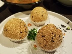 流沙芝麻球-万丽轩·粤菜(王府井金茂万丽酒店)