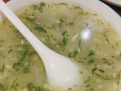 -丝路天山酒店(国际大巴扎店)