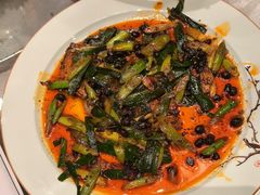 -鑫巴蜀小镇 · 水煮鱼专研店(玉桥店)