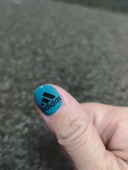 -美斯洛美甲美睫连锁店