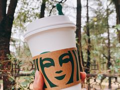 -星巴克臻选(莘庄仲盛店)