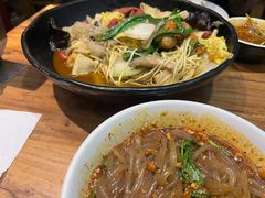-万记麻辣烫国展总店