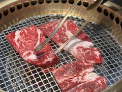 -铭牛烧肉·和牛海鲜自助(高新月牙湖店)
