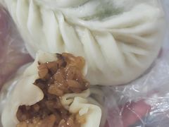梅干菜肉丁包-刘鸿盛(罍街店)