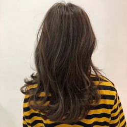 -宝丽源美容美发