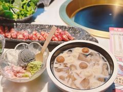 -哥老官重庆美蛙鱼头(宝山龙湖店)