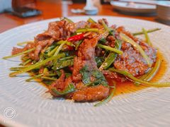 小炒黄牛肉-丽江金茂凯悦臻选酒店-滇香馆