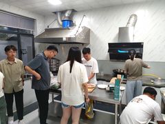 -弥舍·湖景团建泳池派对别墅·湖山境店