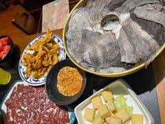 -沸炉重庆老火锅(军事博物馆店)