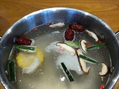 -呷哺呷哺 蔬菜畅吃(中发百旺店)
