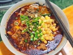-丁丁猫重庆小面(徐州路店)