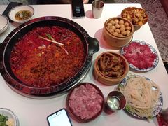 -卤校长老火锅(杨家坪直营店)