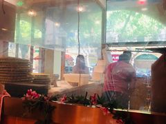 -维吾尔餐厅(宜山路店)