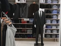 -优衣库(威海威高购物中心店)