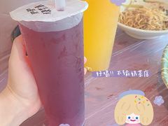 -肥肥虾庄·金牌油焖大虾(汉口城市广场店)