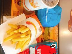 -肯德基(西影路店)