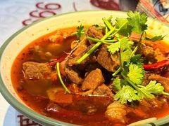 红烧牛腩-耙吉吉川味小酒馆(本地人回头店)