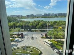 -天津滨海圣光皇冠假日酒店