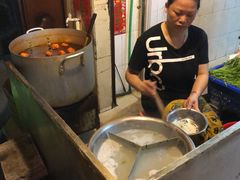 -娇姐老牌螺蛳粉(雅儒路店)