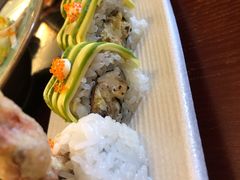 牛油果软壳蟹卷-蟹田居·活蟹料理(东城店)