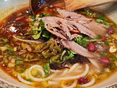 -百春原湖南牛肉粉(百联世纪店)