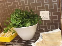 -丫丫汤膳打边炉(宏府408坊店)